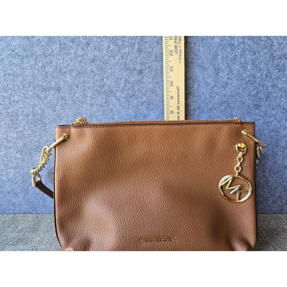 Michael Kors Hand/Shoulder Bag Brown Pebble Leather with Gold Toned Hardware - Picture 10 of 13